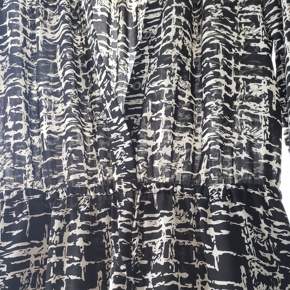 2 for $ 20 - Mid length dress - Picture 2 of 10